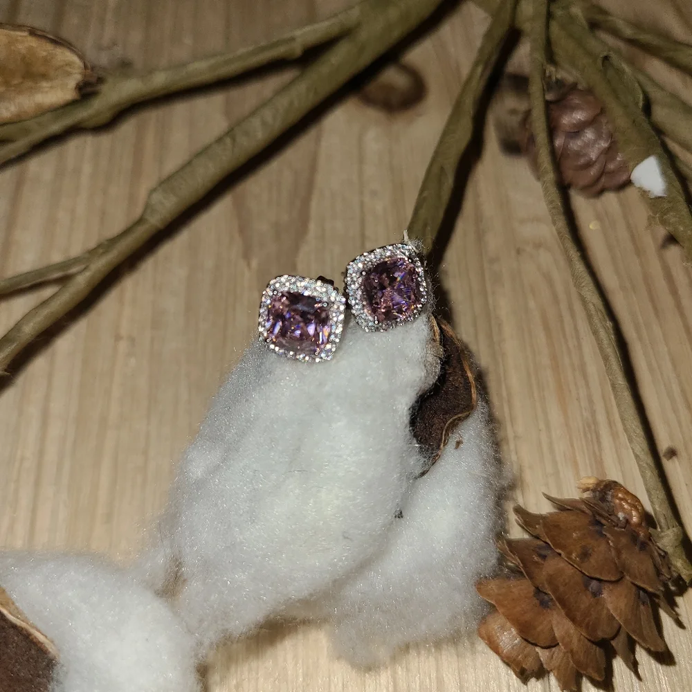 BREATHTAKING!!! BARBIE PINK  Halo Cut CZ stud earrings - Picture 6 of 9